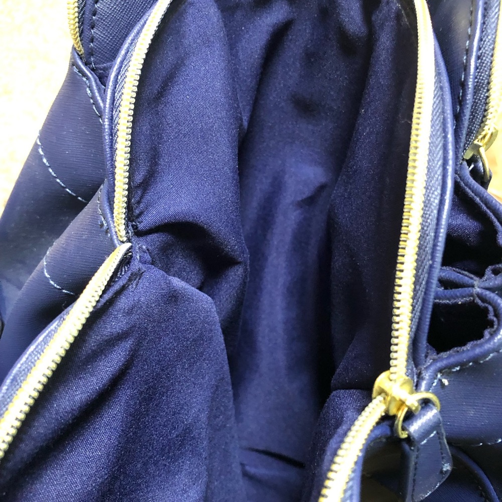 Kenneth Cole Reaction Purse Handbag - Picture 14 of 14